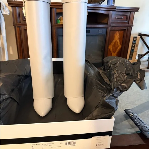 Givenchy grey Heeled Boots . Calf leather - Picture 1 of 12